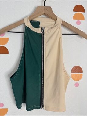 Unlisted Green & Cream Colorblock Zip Cropped Tank N0315